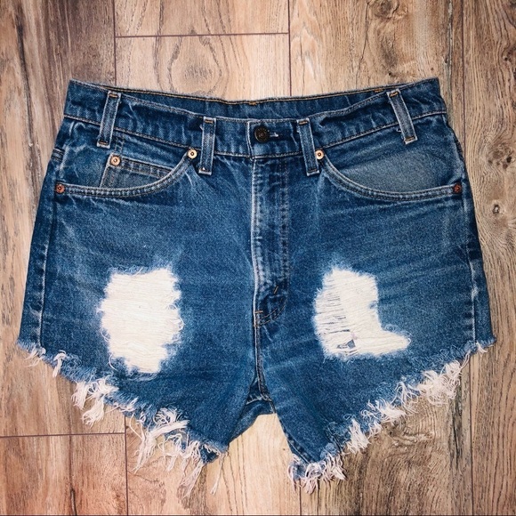 Vintage Levi’s High Rise Distressed Denim Shorts - Picture 1 of 13